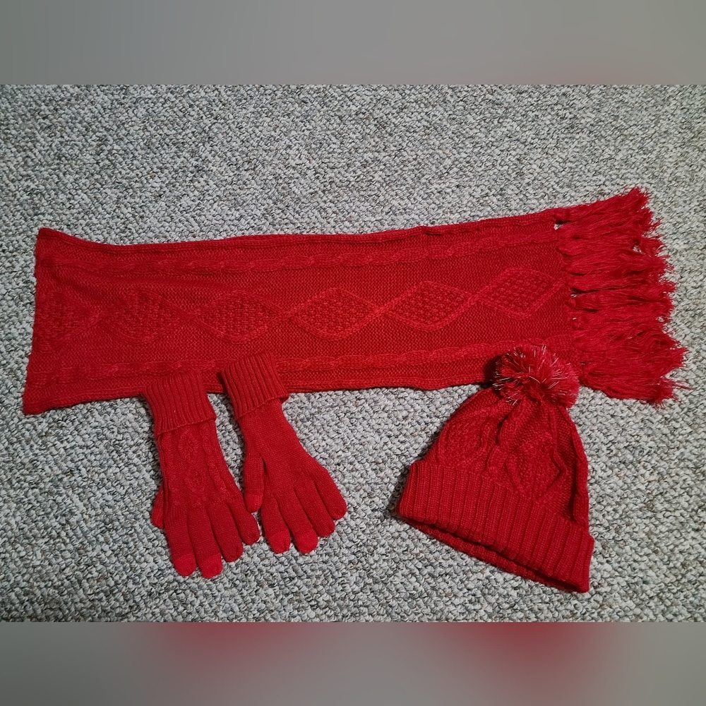 Scarf, Hat and Gloves